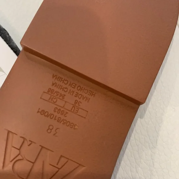 Shoes - Picture 5 of 5